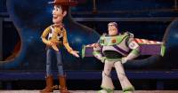Toy Story 4 hoàn thành phần thu âm lồng tiếng, "Woody" và "Buzz Lightyear" háo hức chia sẻ trải nghiệm trên MXH
