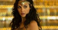 Gal Gadot đẹp lung linh trong hình ảnh quảng bá mới cho Wonder Woman 2